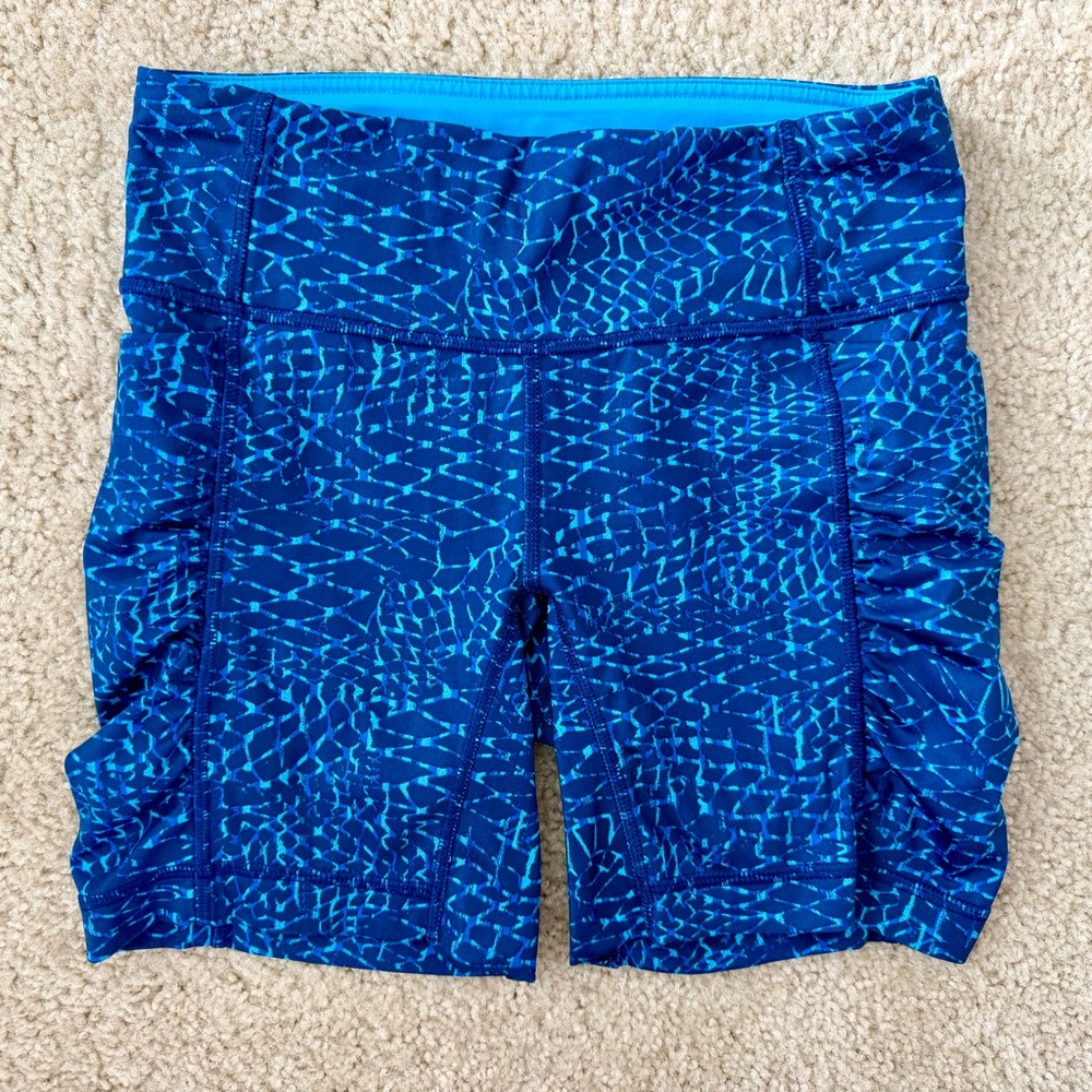 • lululemon speed shorts •